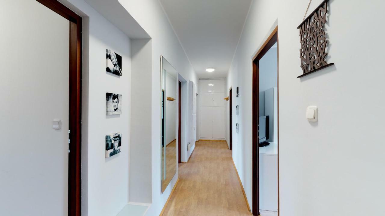New Whitehouse Rooms Gdansk Exterior photo